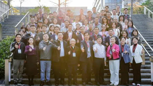 湖南100強企業(yè)走進(jìn)華為交流活動成功舉辦 湖南100強企業(yè)走進(jìn)華為交流活動成功舉辦